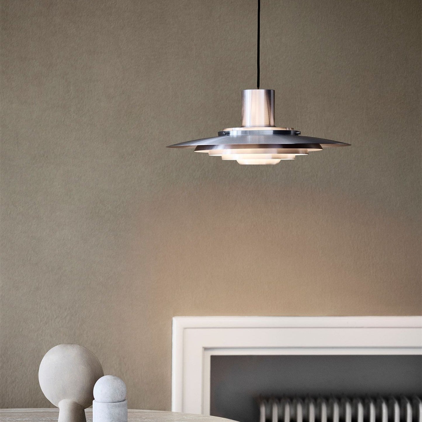 NordalLite - Stylish Aluminium Ceiling Fixture