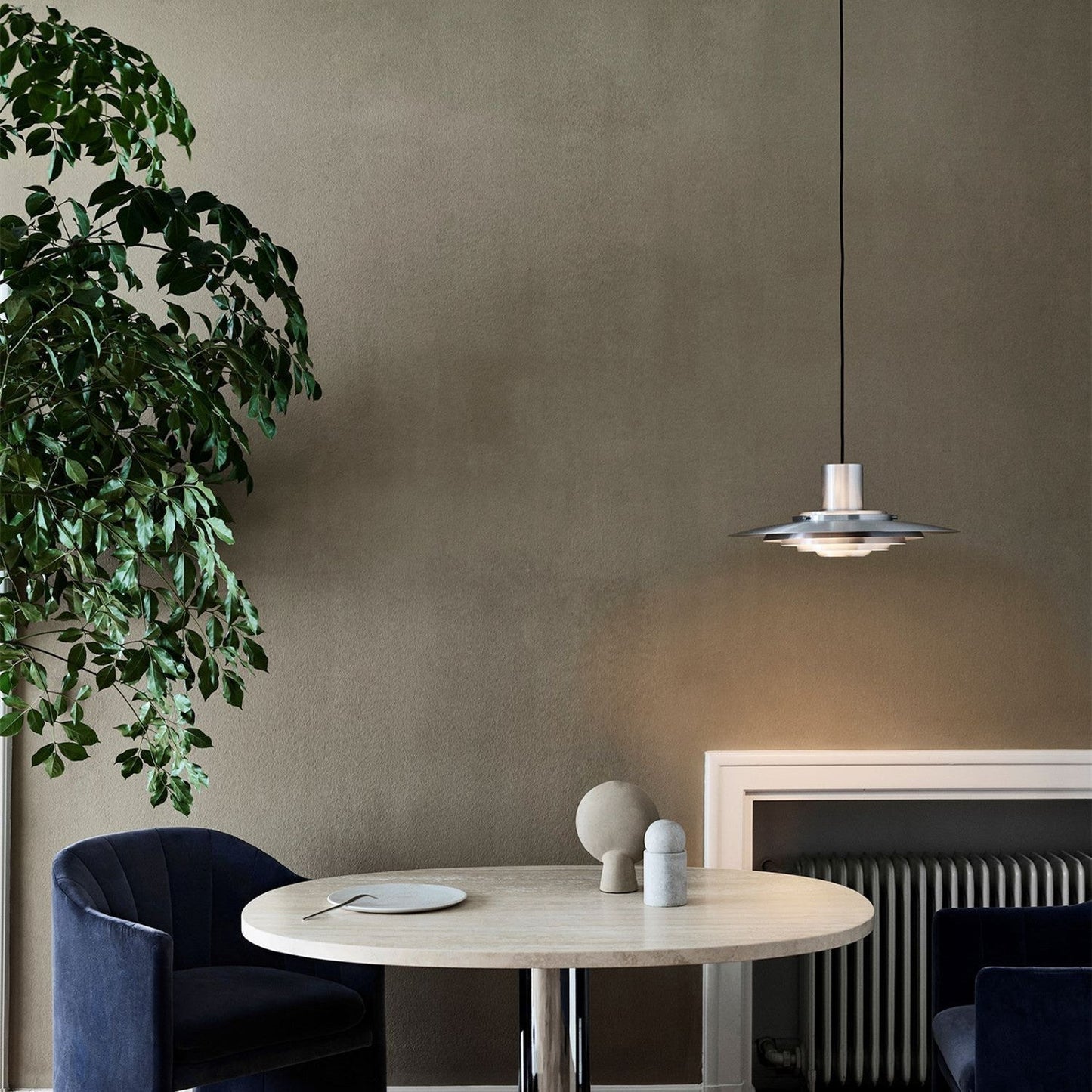 NordalLite - Stylish Aluminium Ceiling Fixture