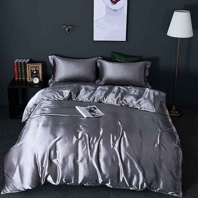 LuxeGlow - Satin Bed Set with Cotton Feel