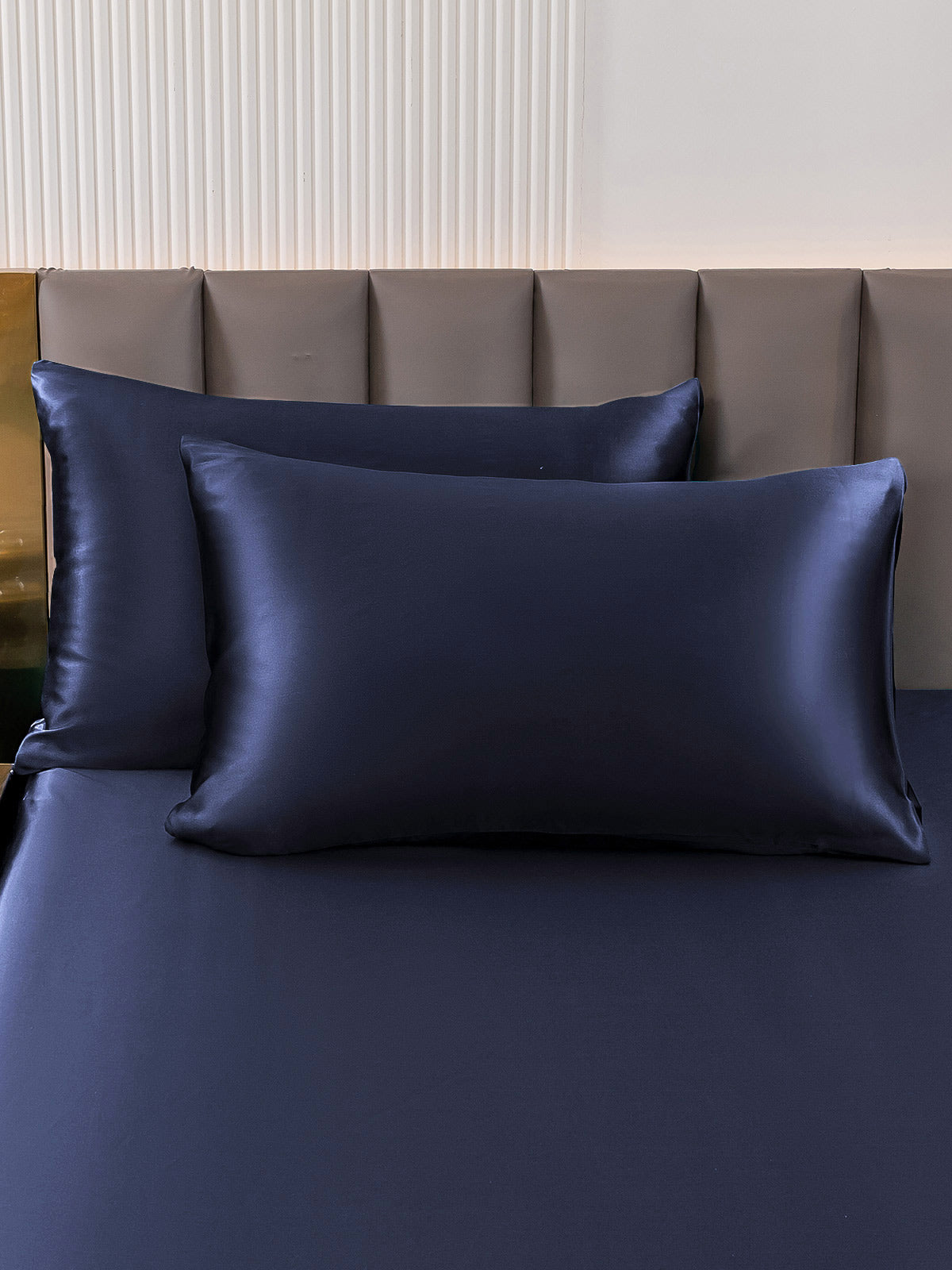 LuxeSilk Set - 30 Momme 100% Mulberry Silk Pillowcase Set (Hidden Zipper)