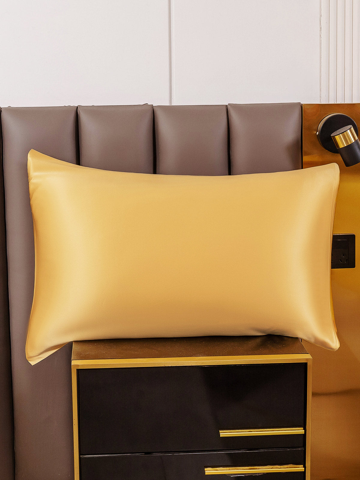 PureSilk - Mulberry Silk Pillowcase with Envelope Closure