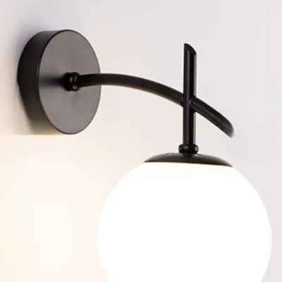 RoyalAura – Luxe Wall Lamp for Timeless Elegance