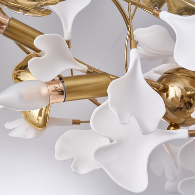 NatureGlow – Elegant Ginkgo Leaf Pendant