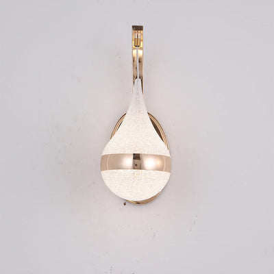 CascadeLight – Elegant LED Wall Lamp
