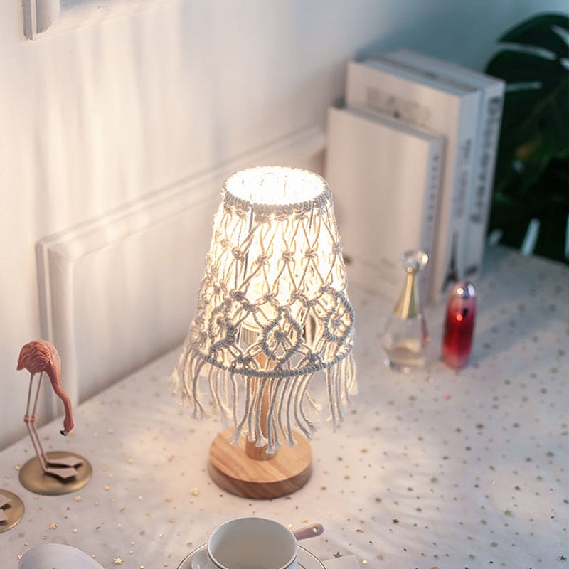 FlexiGlow – Adjustable Cone Lighting with Ceramic Base