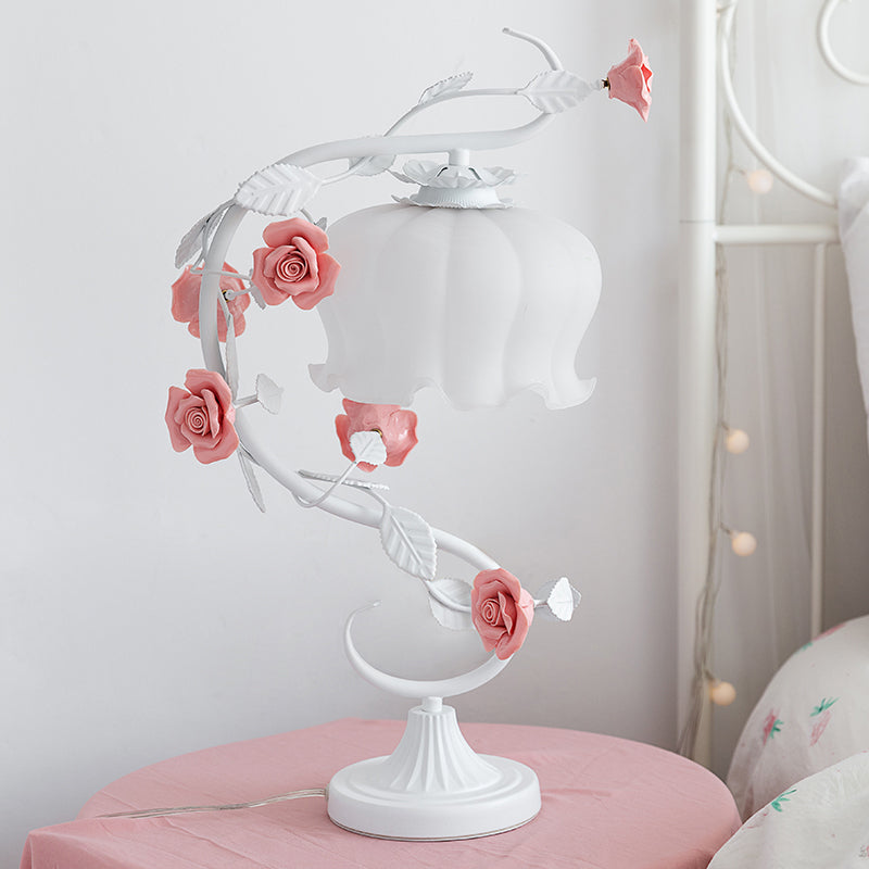 BloomLuxe - Luxe Rose Lamp