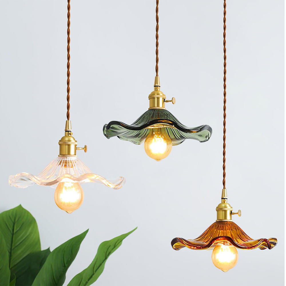LumiBloom – Stylish Hibiscus-Inspired Lamp