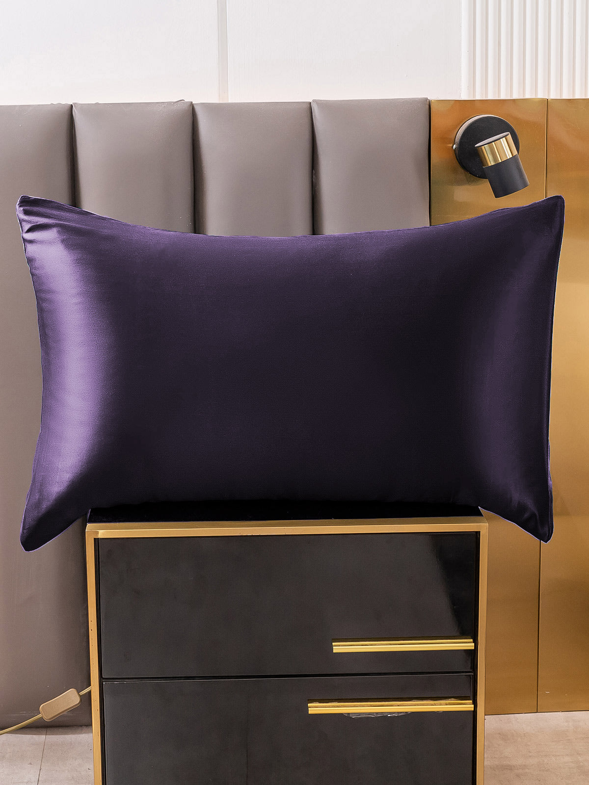 OpulentSilk - Luxurious 100% Silk Pillowcase (Hidden Zipper)