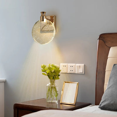 LuxeLoop – Stylish LED Wall Lamp