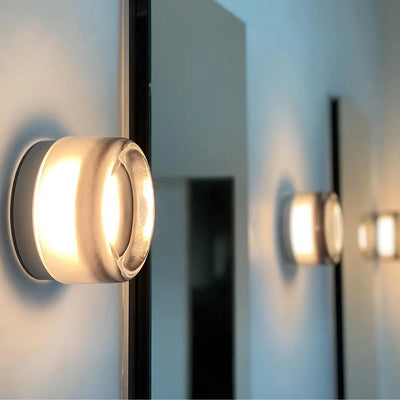GlowRay - Elegant Wall Lighting