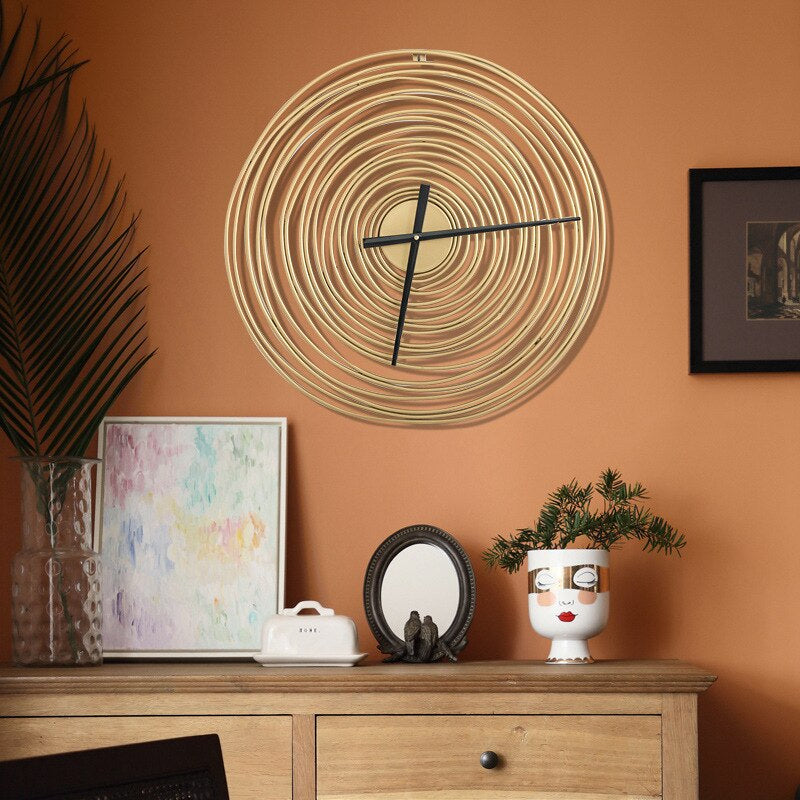 LuxeStar - Elegant Gold Wall Clock