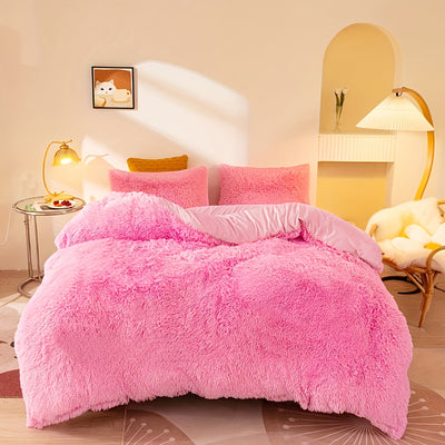 LuxeCocoon - Premium Velvet Duvet and Pillow Set