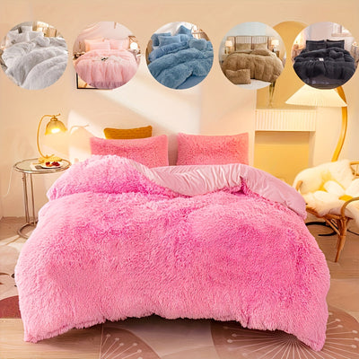 LuxeCocoon - Premium Velvet Duvet and Pillow Set
