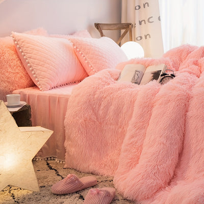LuxeCocoon - Premium Velvet Duvet and Pillow Set