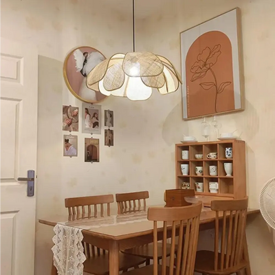 RattanGlow - Elegant Pendant Light