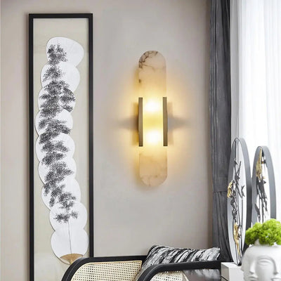 LuxeGlow – Elegant Wall Lamp with Minimalist Silhouette