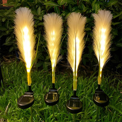 EcoGlo – Sustainable Solar Reed Lamp