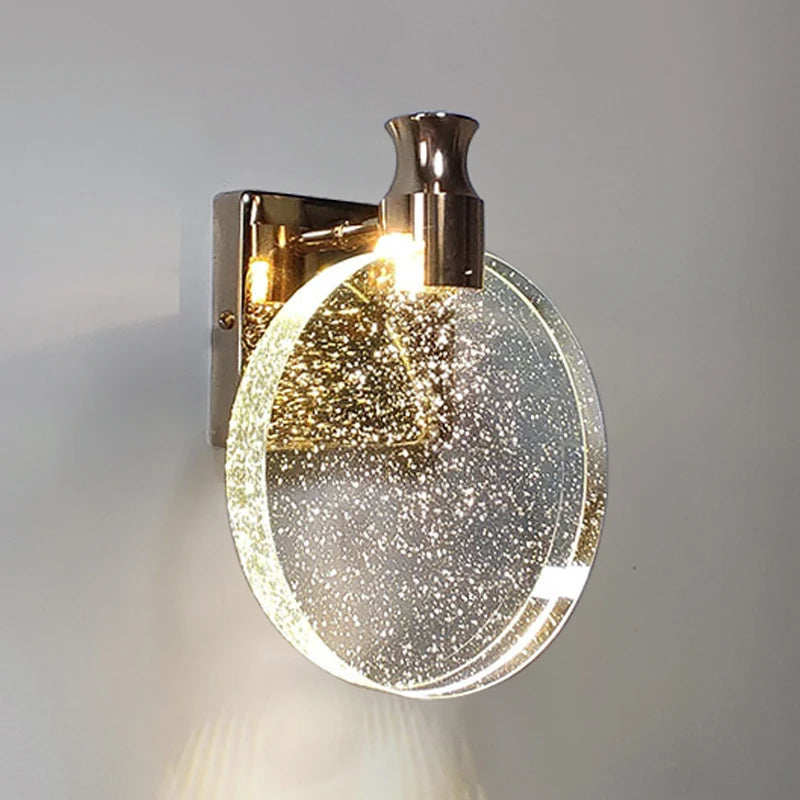 LuxeLoop – Stylish LED Wall Lamp