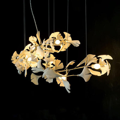NatureGlow – Elegant Ginkgo Leaf Pendant