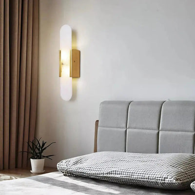 LuxeGlow – Elegant Wall Lamp with Minimalist Silhouette
