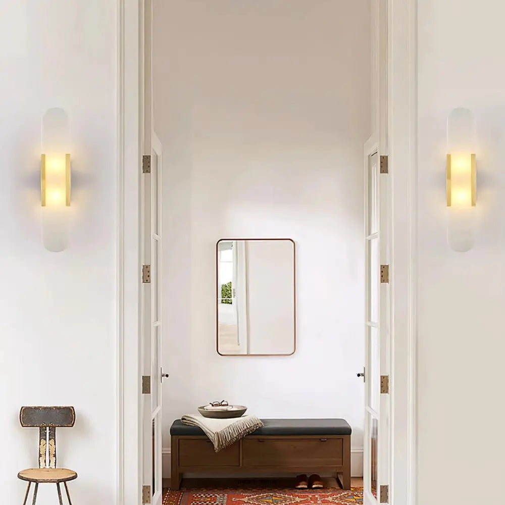 LuxeGlow – Elegant Wall Lamp with Minimalist Silhouette