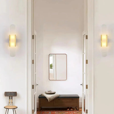 LuxeGlow – Elegant Wall Lamp with Minimalist Silhouette