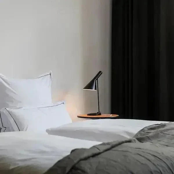 EssenceGlow - Clean and Modern Table Light