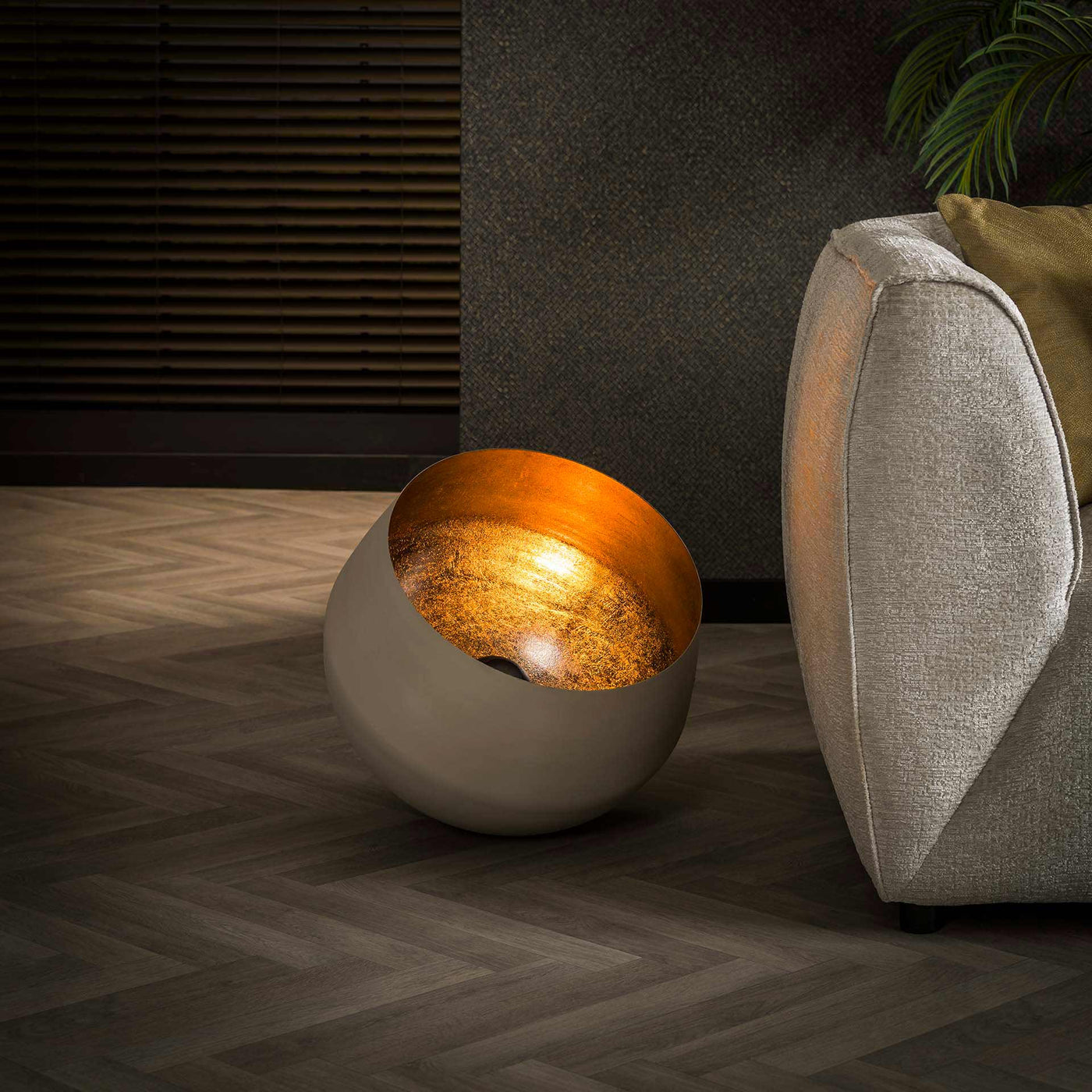 BaselLamp - Elegant Wooden Table Light