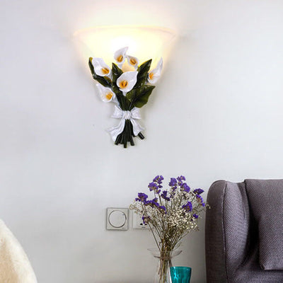 FloraGrace – Botanical Wall Lamp with One Arm