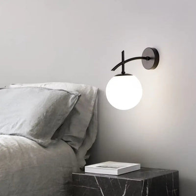 RoyalAura – Luxe Wall Lamp for Timeless Elegance