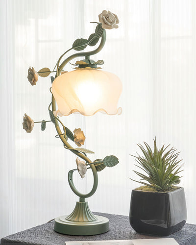 CurvaLight - Table Lamp with Smooth Curve and Simple Flat Base