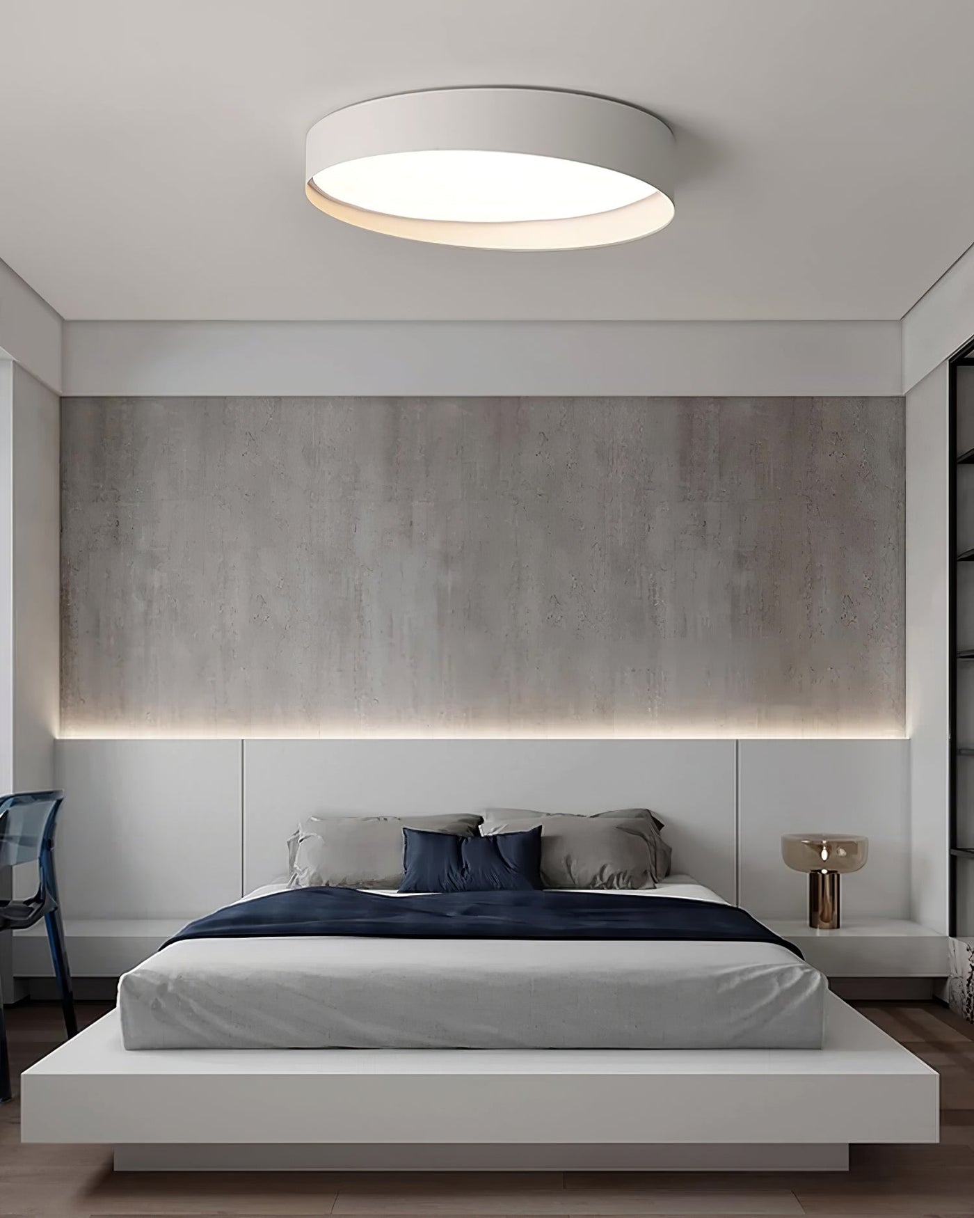 LuxeFinish - Ceiling Lamp with Elegant Design and Soft Glow
