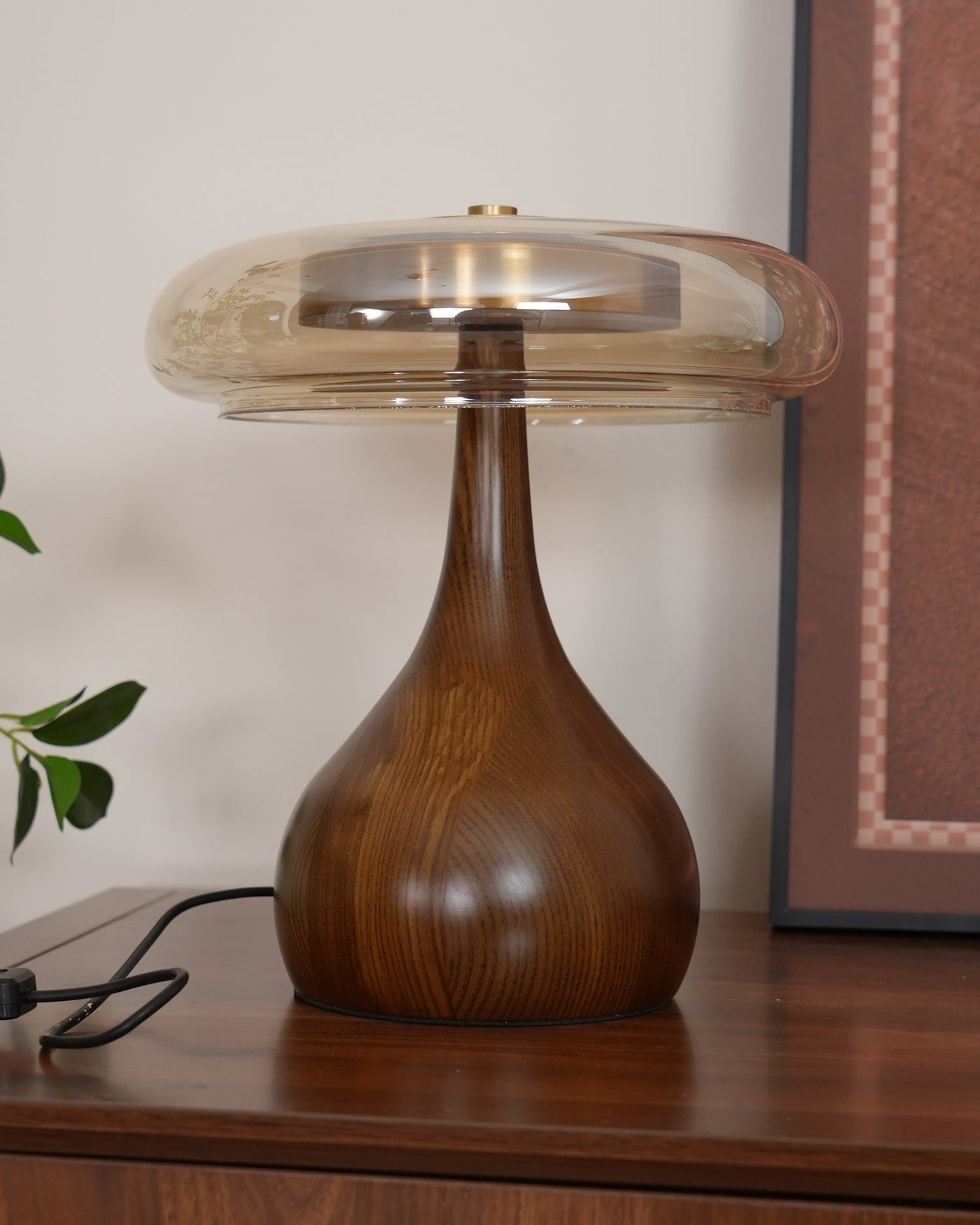 LumiWood – Elegant LED Table Light