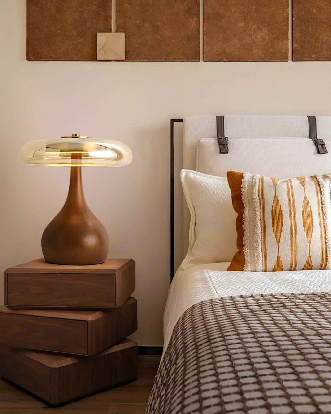 LumiWood – Elegant LED Table Light