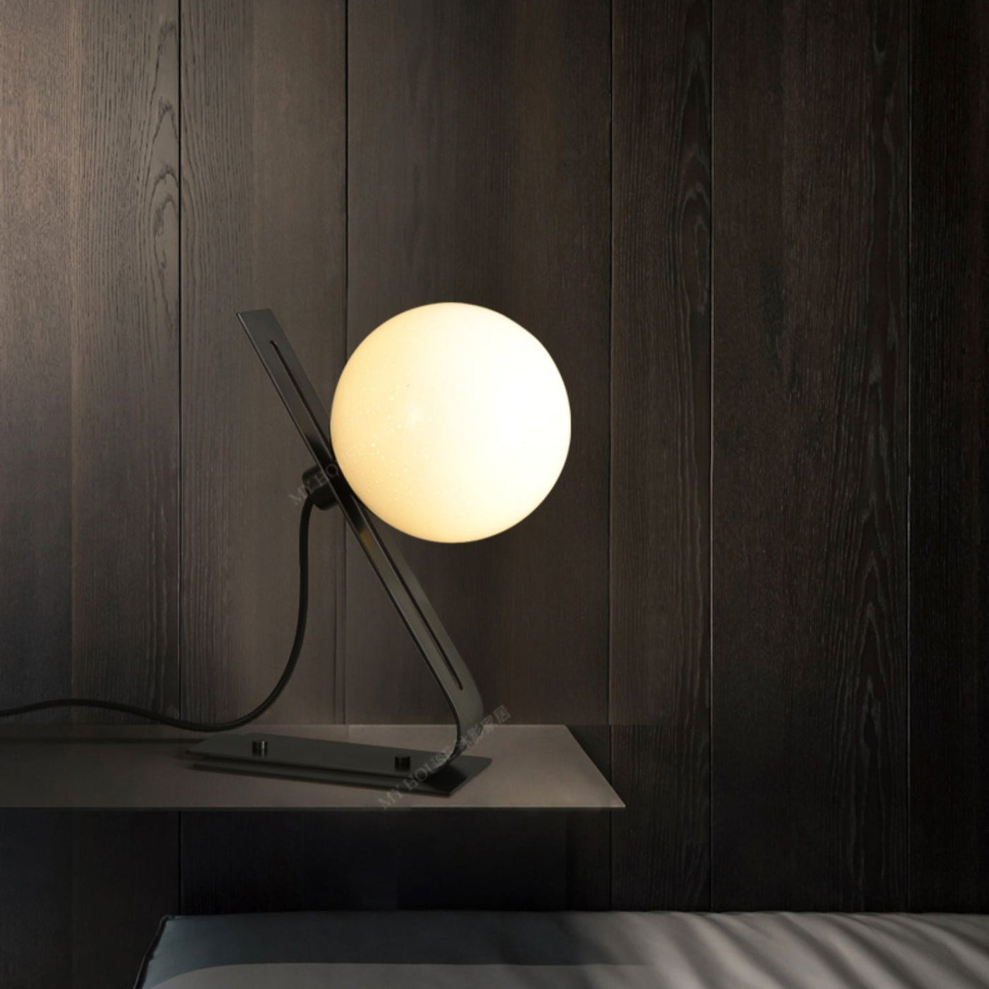 ArandelaGlow - Modern Desk Light