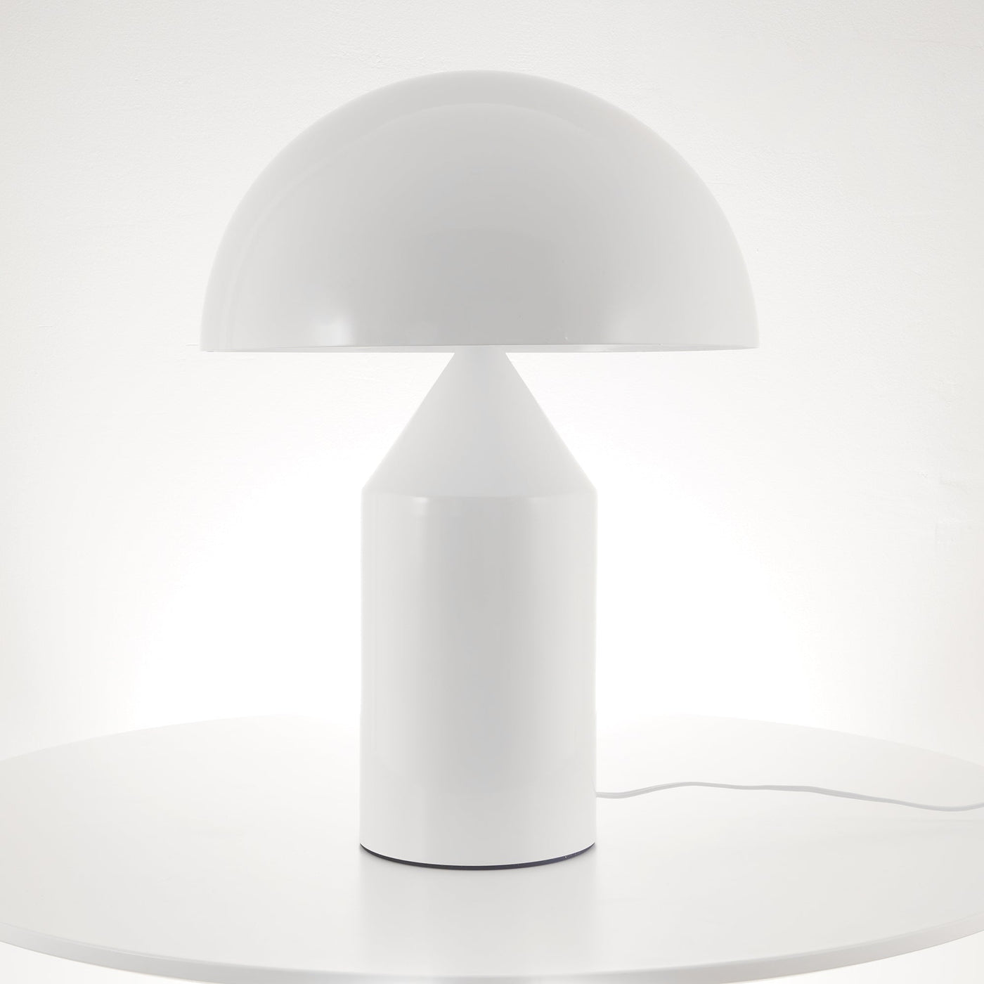 BrightTip - Minimalist Table Lamp