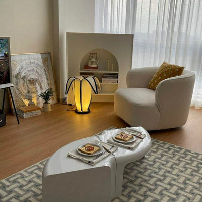 GlowBanana - Table Lamp with Joyful Banana Shape and Soft Radiance