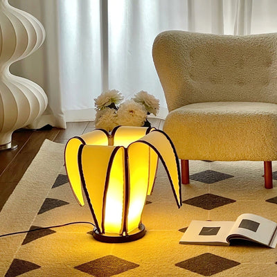 GlowBanana - Table Lamp with Joyful Banana Shape and Soft Radiance