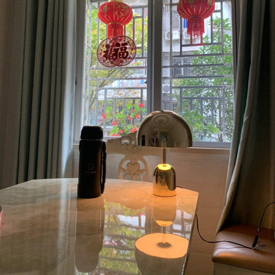 ChimeGlow – Clock-Inspired Elegant Table Lamp