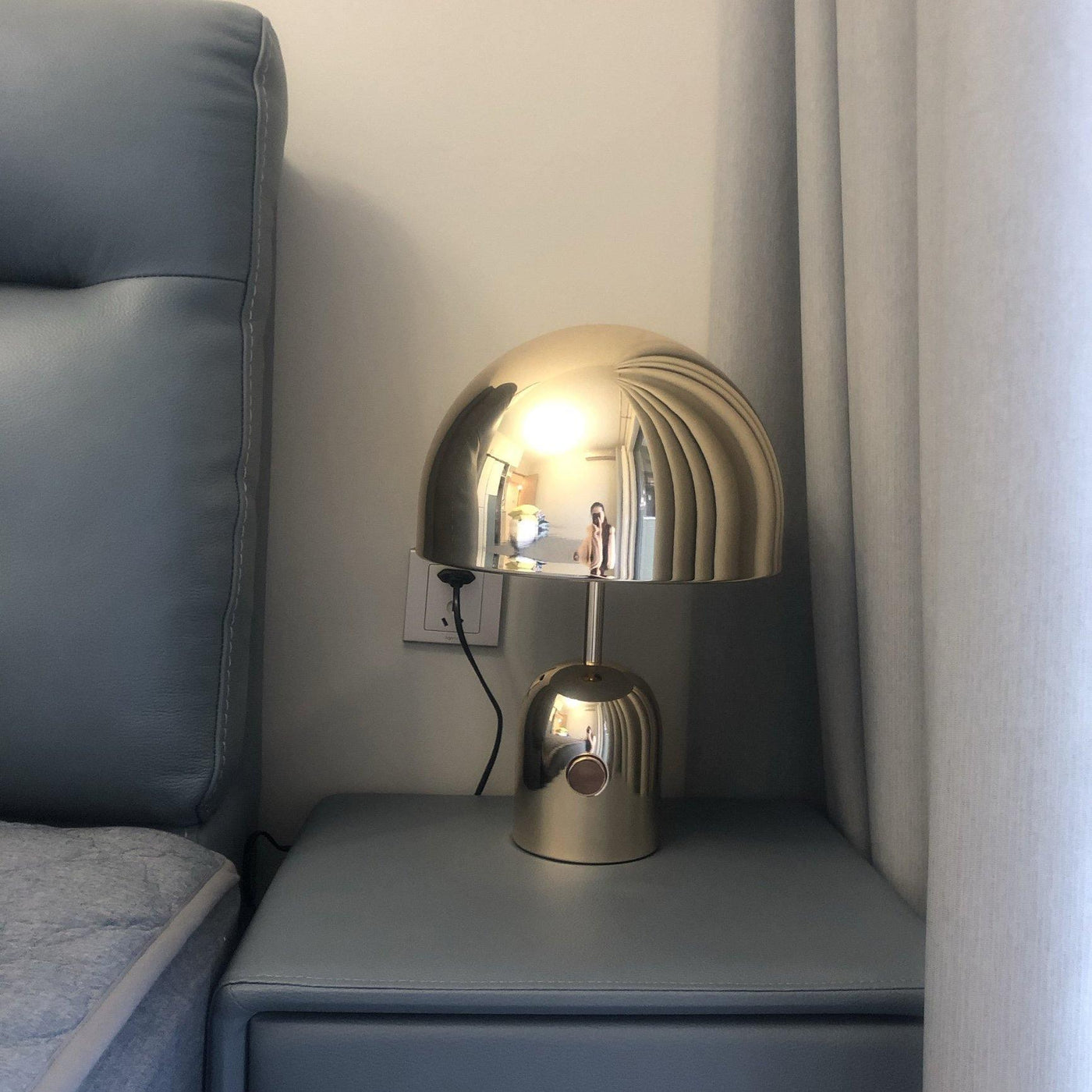 ChimeGlow – Clock-Inspired Elegant Table Lamp