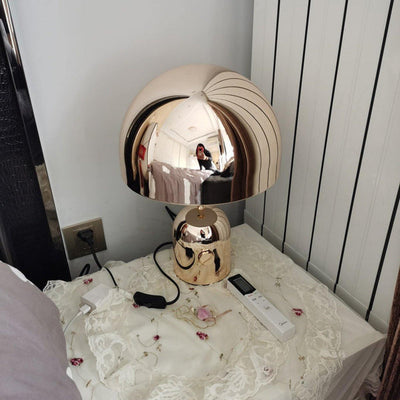 EclatanteLight – Timeless Warm Glow Lamp
