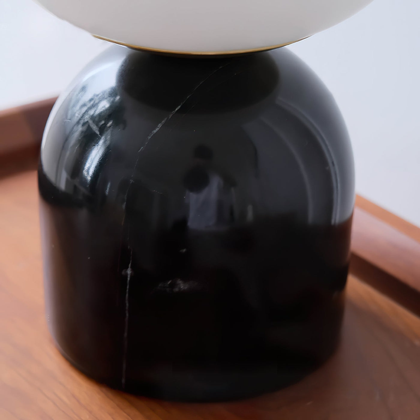 BillyBrilliance - Elegant Lamp
