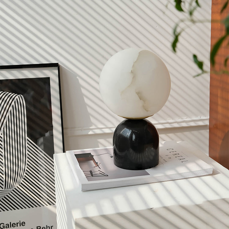 BillyBrilliance - Elegant Lamp