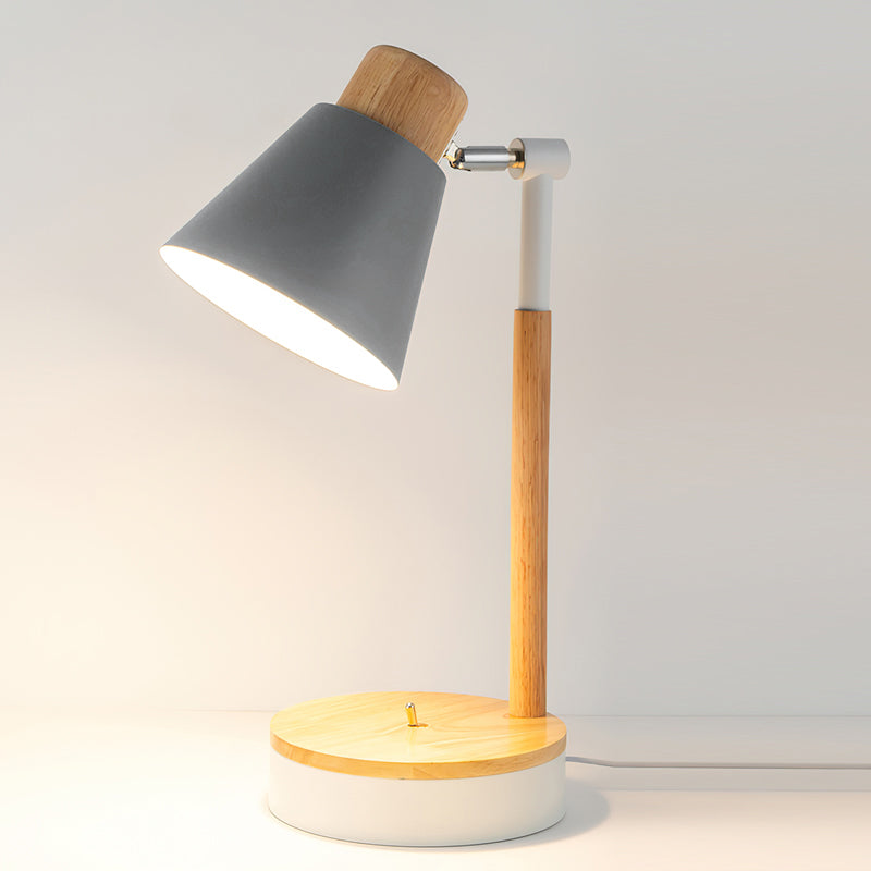 LunaAura - Stylish Desk Lamp