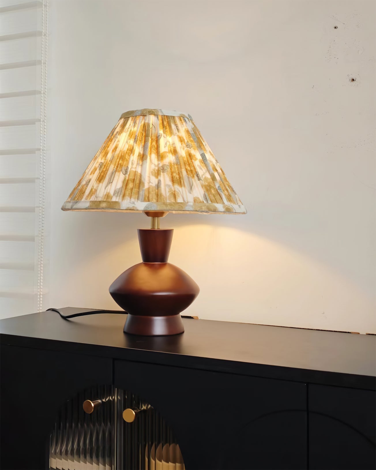 LuxeBobbinGlow - Sleek Desk Lamp