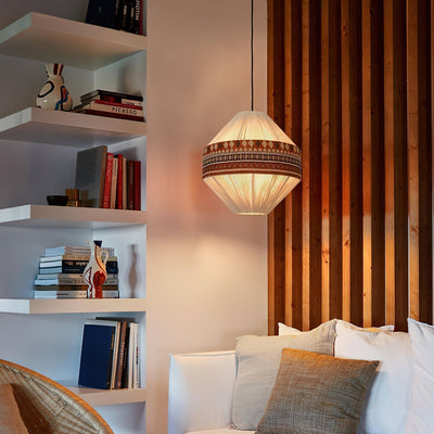 BohoFringe – Artistic Pendant Lamp with Flowing Fringes for Bohemian Charm