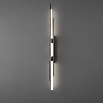 LuxeAura – Opulent Gold Wall Light for Elegant Spaces