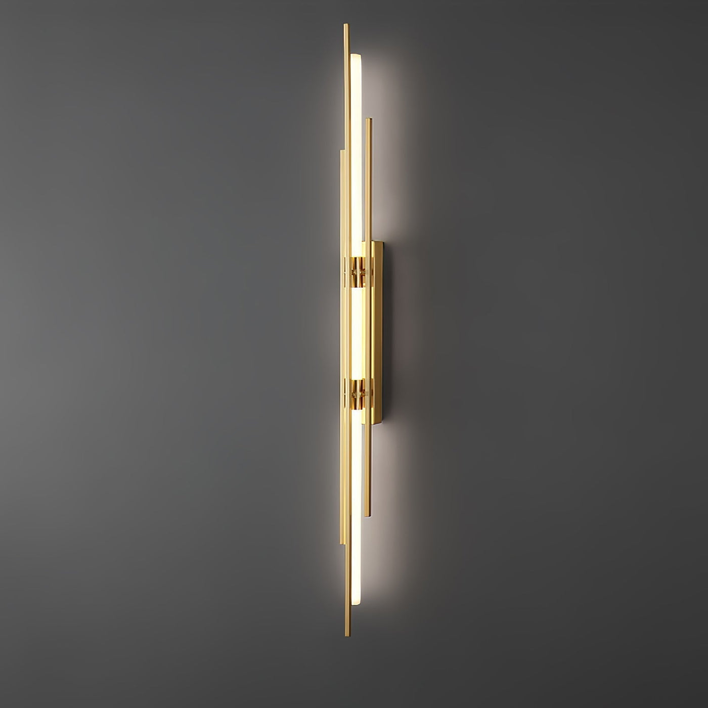 LuxeAura – Opulent Gold Wall Light for Elegant Spaces