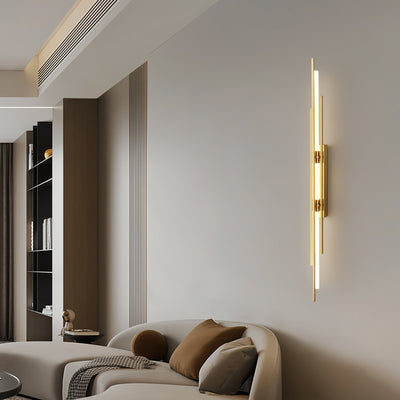 LuxeAura – Opulent Gold Wall Light for Elegant Spaces