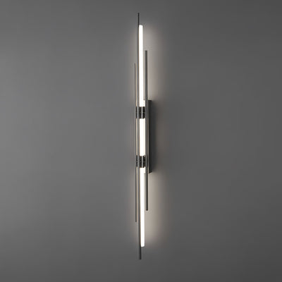 LuxeAura – Opulent Gold Wall Light for Elegant Spaces